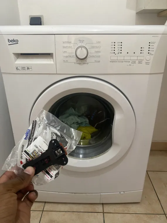 La porte de mon lave‑linge ne se verrouille pas, que faire ?, Saint-Joseph, NouRépar